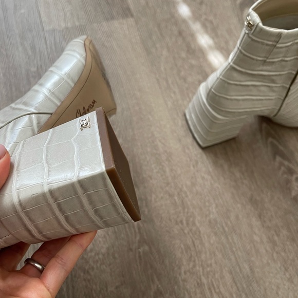 SAM EDELMAN Leather Bootie - Picture 10 of 12